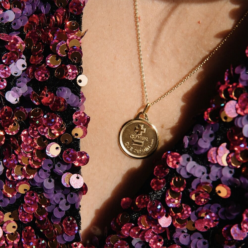 Photo de Médaille d'amour ronde - Or jaune 18ct, Rubis & diamant 