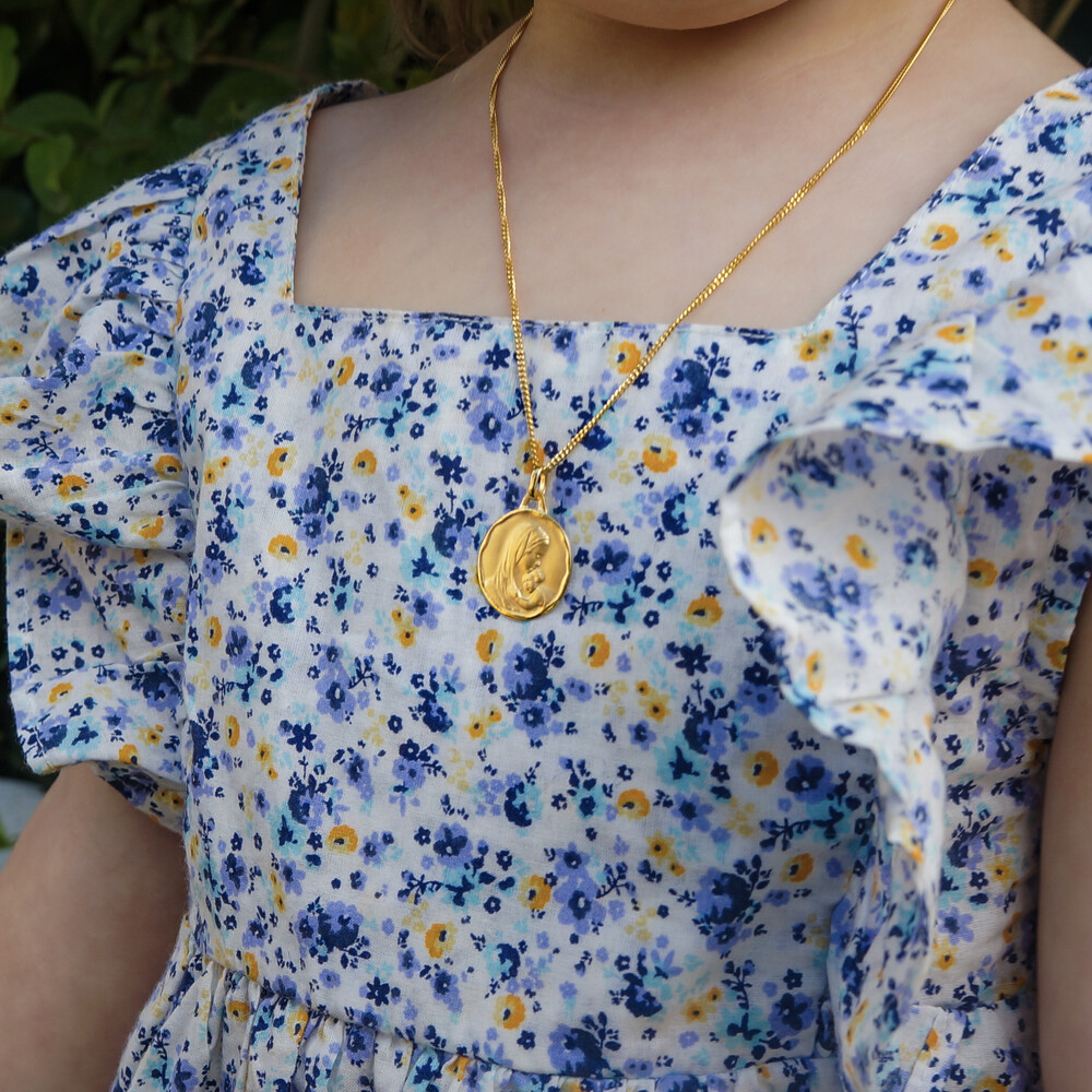 Photo de Médaille Vierge à l'enfant tendresse - Or jaune 18ct