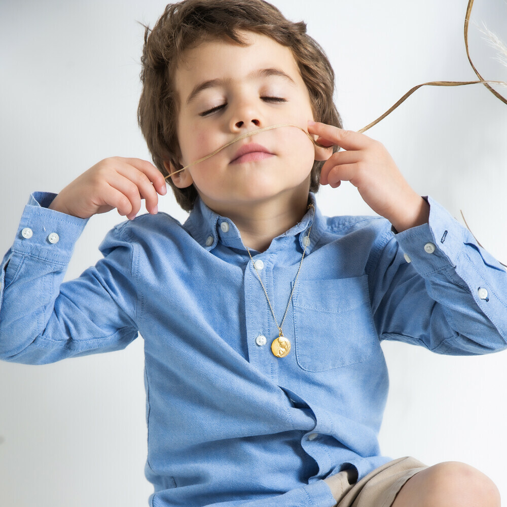Photo de Médaille Vierge à l'enfant perlée - Or jaune 18ct
