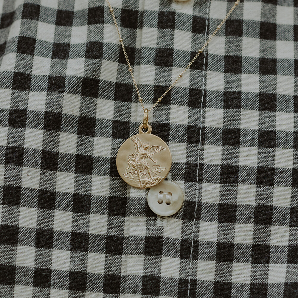 Photo de Médaille Saint Michel Archange - Or jaune 9ct