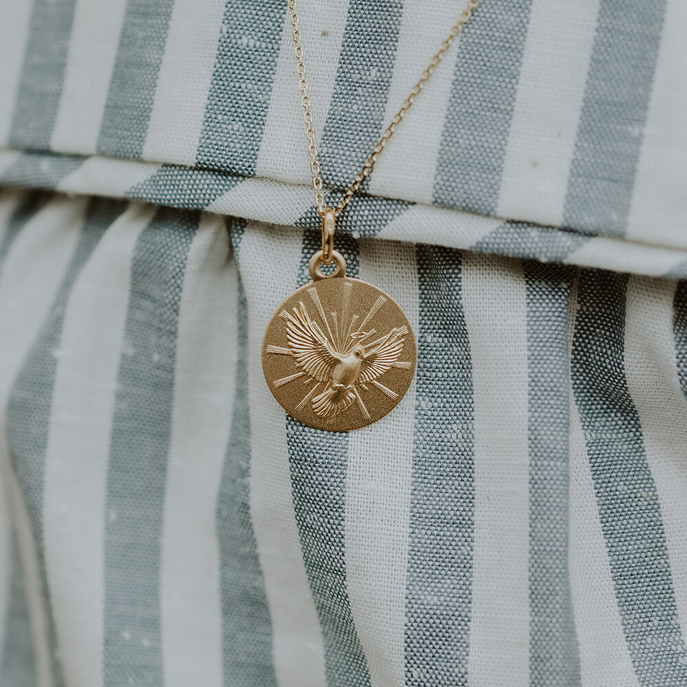 Photo de Médaille Colombe auréolée - Or jaune 18ct