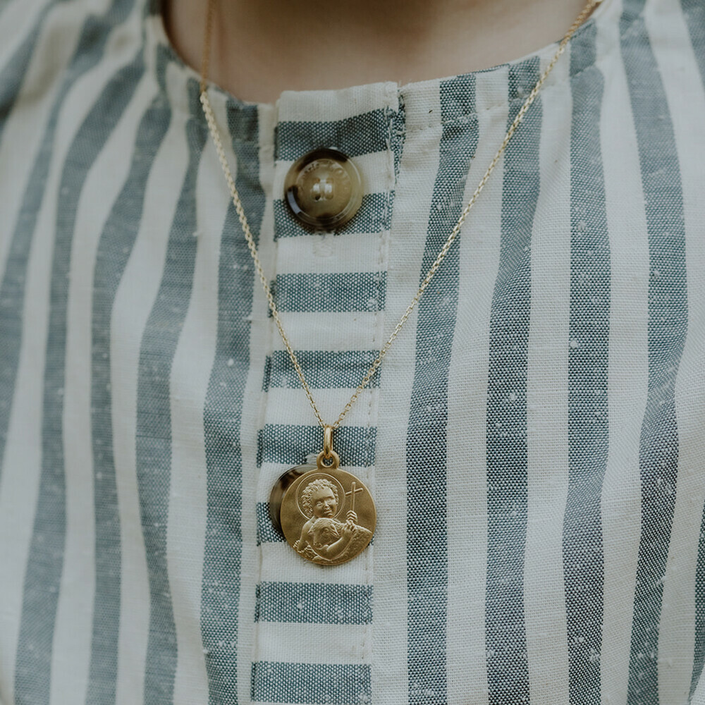 Photo de Médaille Saint Jean-Baptiste - Or jaune 18ct