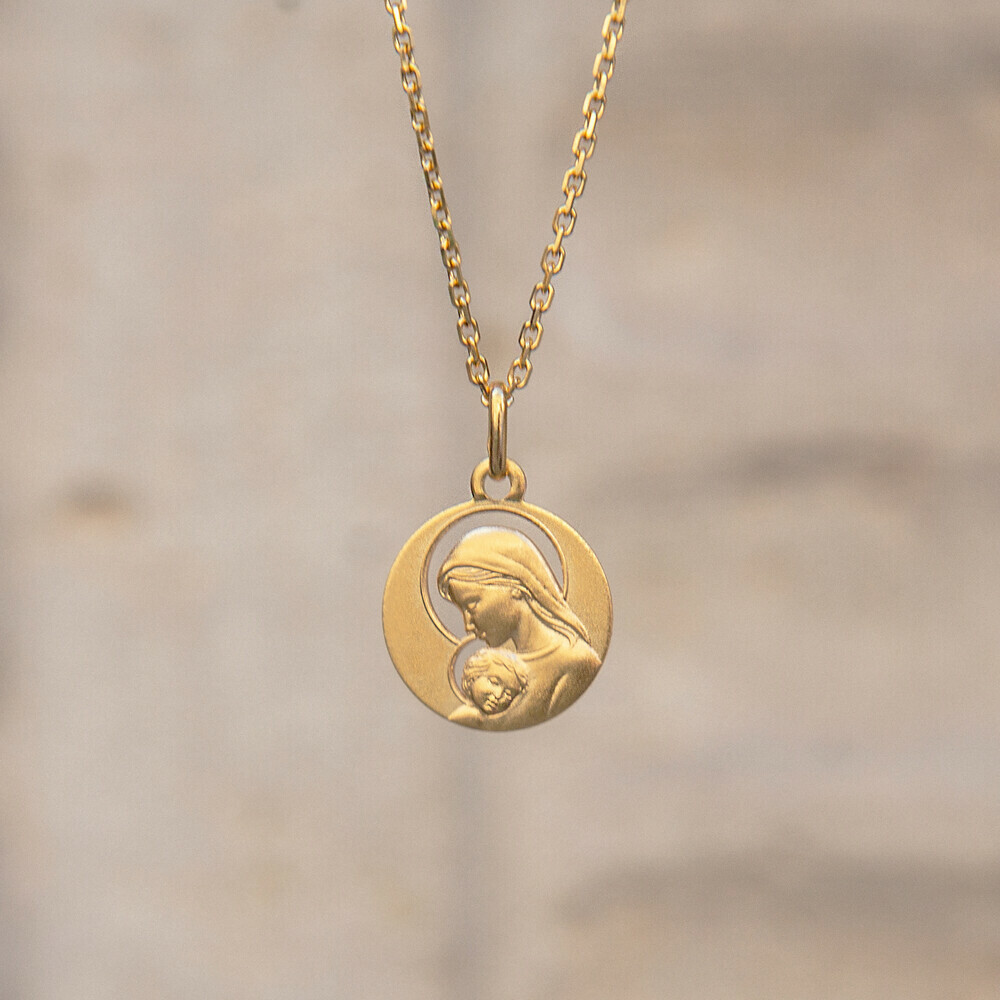 Photo de Médaille Vierge à l'enfant auréole ajourée - Or jaune 18ct